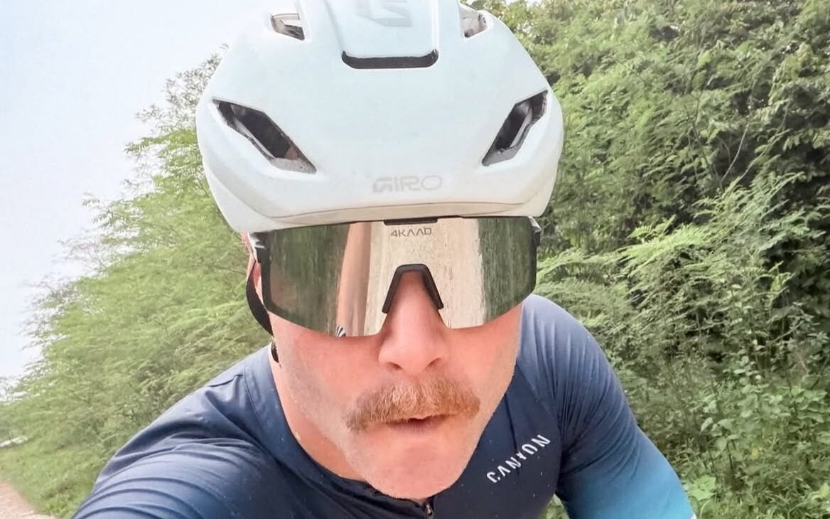 Bottas Pedala 300 km Rumo ao GP de Singapura
