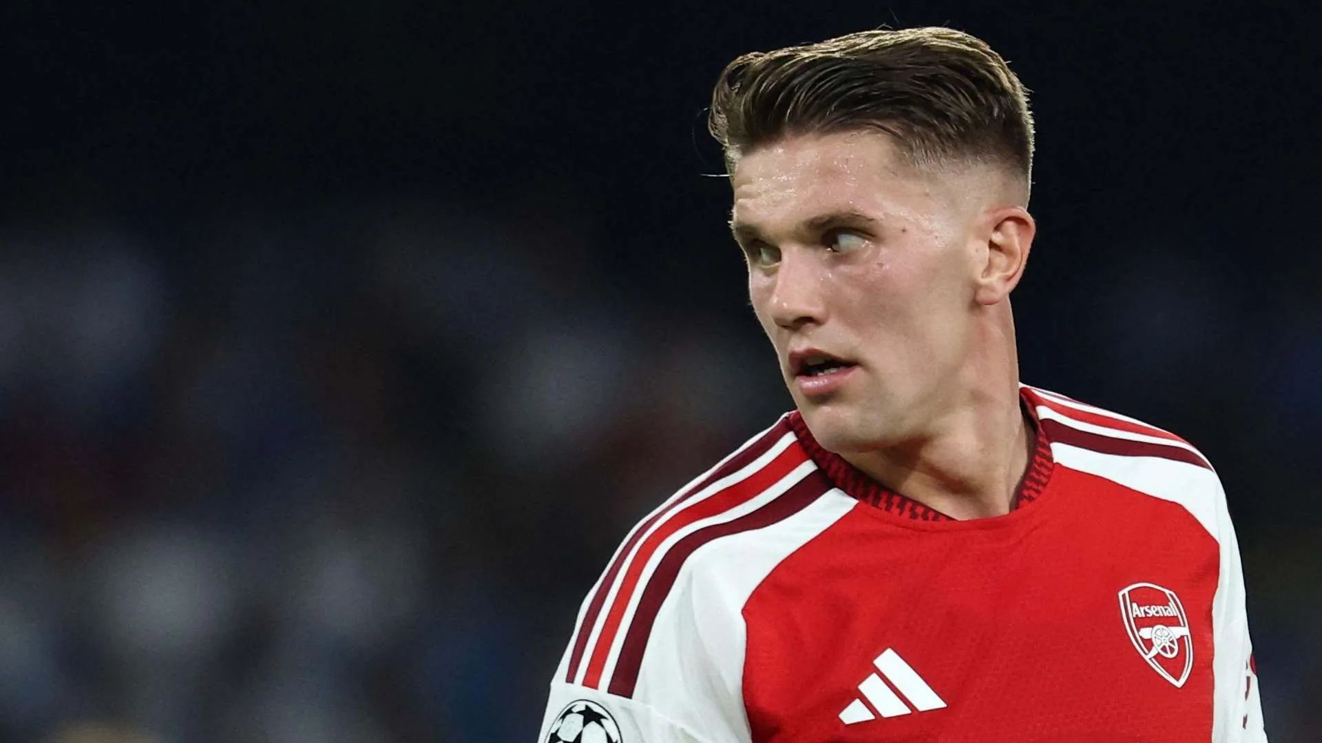 Sheringham questiona rendimento de Gyökeres no Arsenal