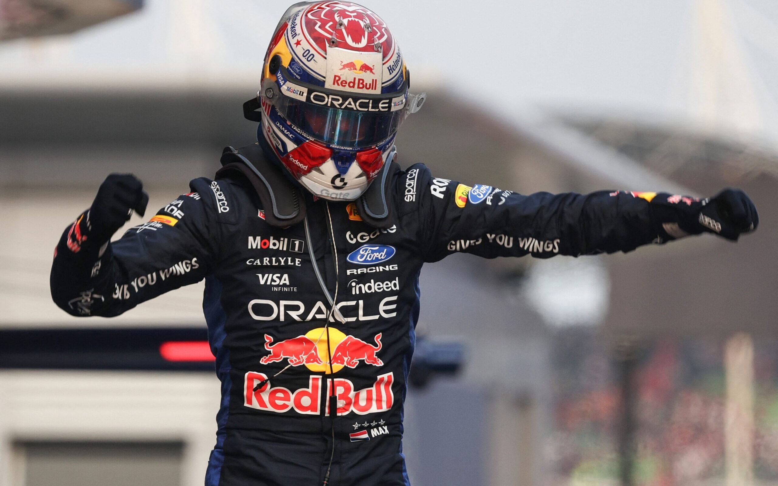 Café com F1: Verstappen, Hamilton e Bortoleto em destaque no GP do Bahrein