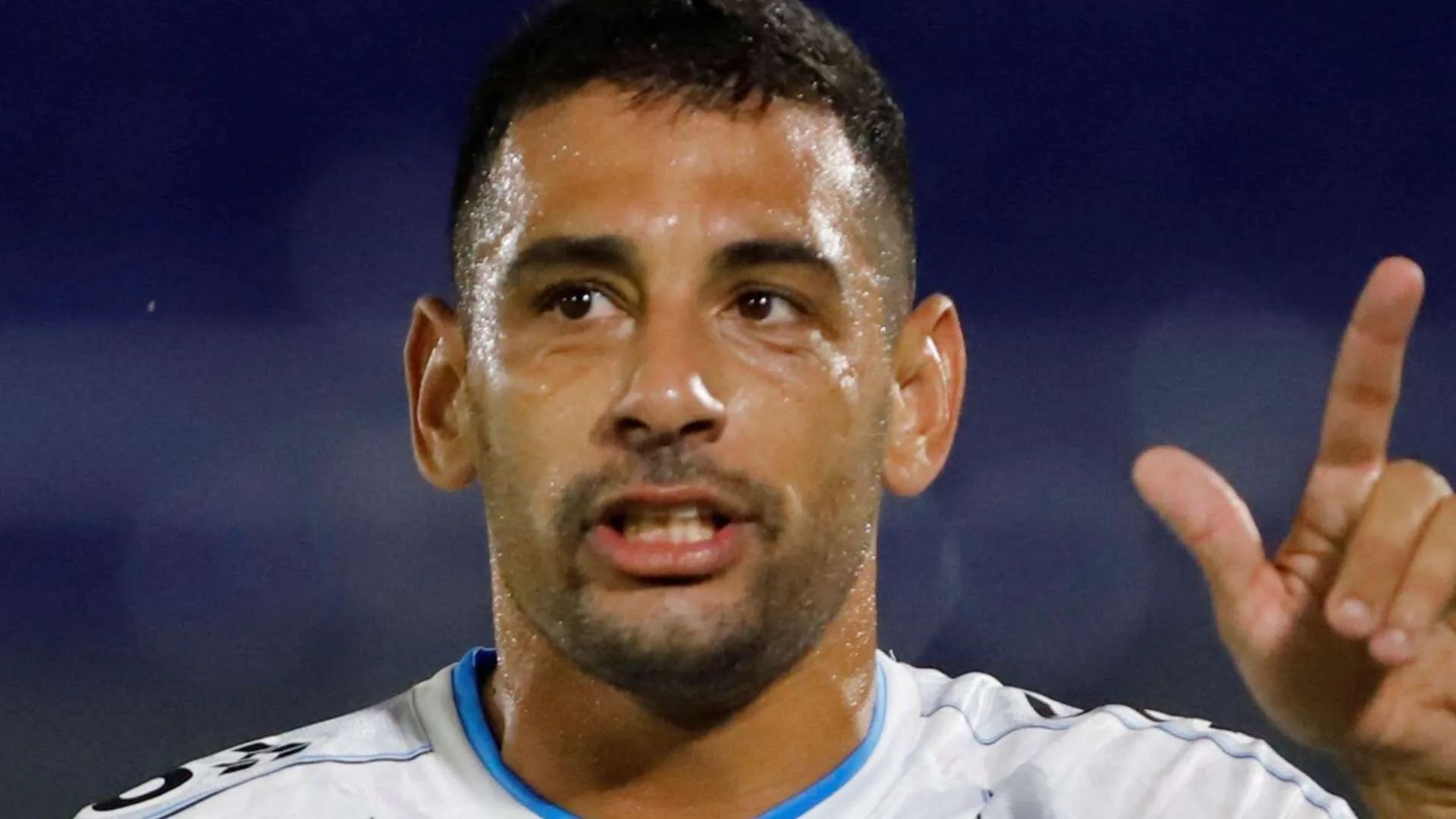 Diego Souza perde registro de técnico na CBF