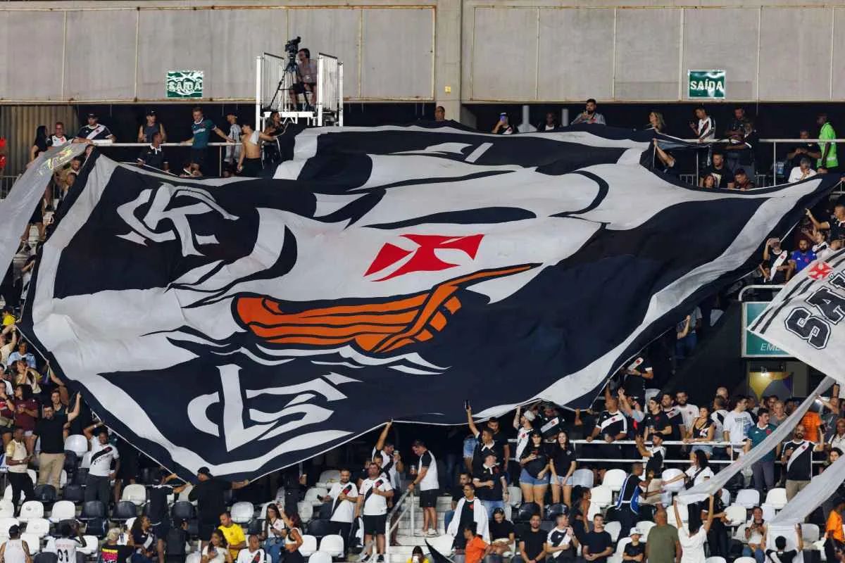Vasco confirma estádio Nilton Santos para clássico contra Flamengo