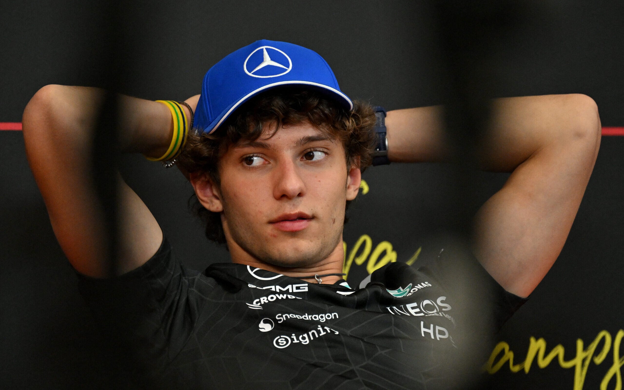 Wolff rebate críticos e elogia evolução de Antonelli na F1